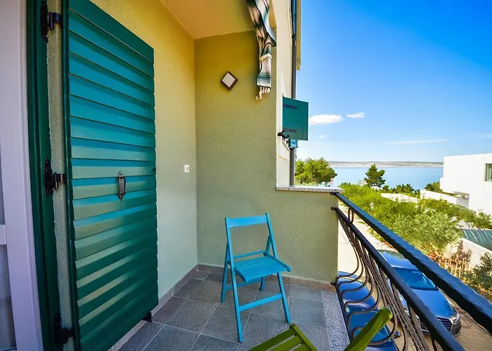 In Olive Garden * Starigrad-Paklenica