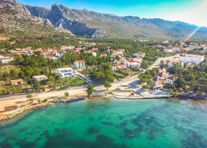 Appartement In Olive Garden Starigrad Paklenica